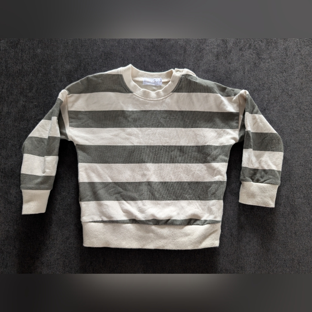 🟣2/$40🟣Jamie Kay Green and Cream Striped Sweatshirt